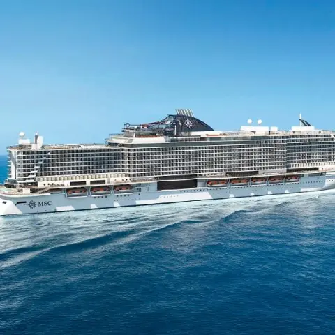 Croisière dans les Caraïbes de l`Est au départ de Pointe-à-Pitre à bord du navire MSC Seaside avec escales en Guadeloupe, Sainte-Lucie, la Barbade, Saint-Vincent-et-les-Grenadines, Grenade et Martinique pendant 8 jours