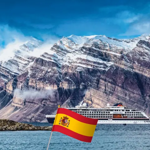 Croisière dans les îles Canaries de Séville à Palmier à bord du navire HANSEATIC nature avec visites en Espagne, à Gibraltar et au Maroc pendant 14 jours