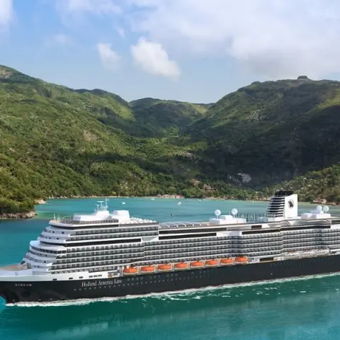 Kreuzfahrt in den Britischen Inseln von Reykjavik nach Rotterdam an Bord des Schiffes Rotterdam mit Besuchen in für 8 Tage