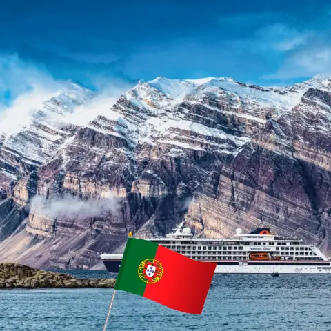 Croisière dans l`Atlantique de Funchal à Ponta Delgada à bord du navire HANSEATIC nature avec des visites au Portugal pendant 11 jours